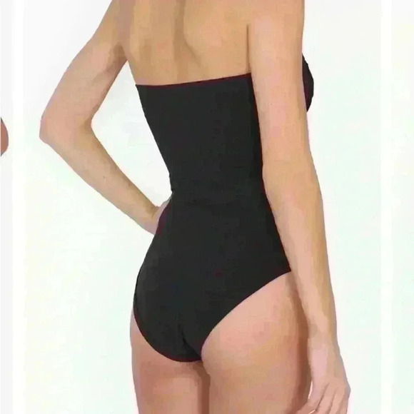 Shan Bandeau one piece swim light foam shelf bra adjustable strap/crochet size 8 - Picture 6 of 10